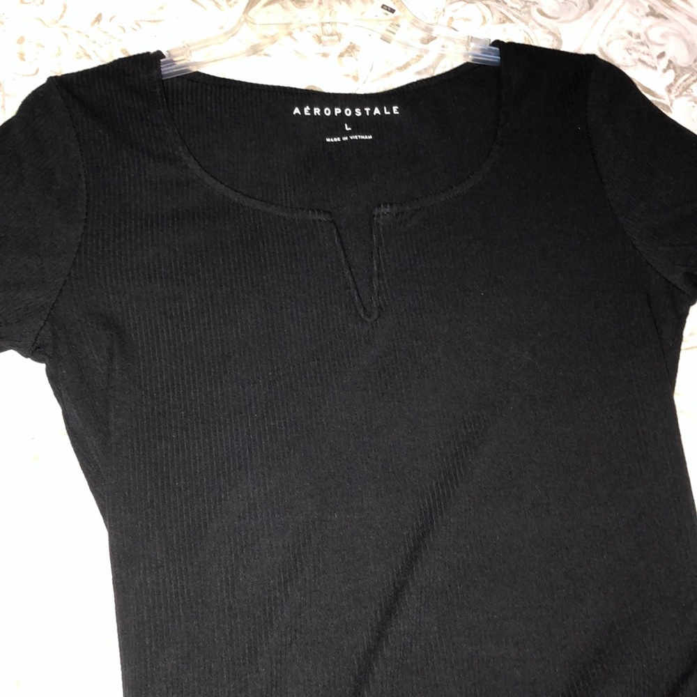 Aeropostale Cute low cut shirt
